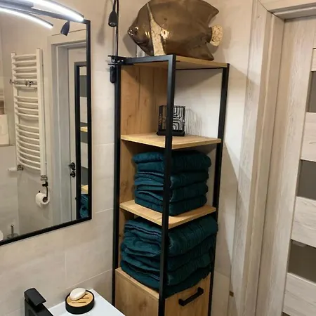 Przystanek דירה אוסטראון